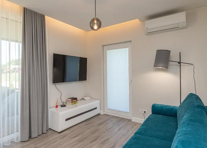 1pilkos Lankos Palanga